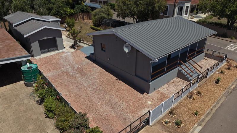 2 Bedroom Property for Sale in Albertinia Western Cape